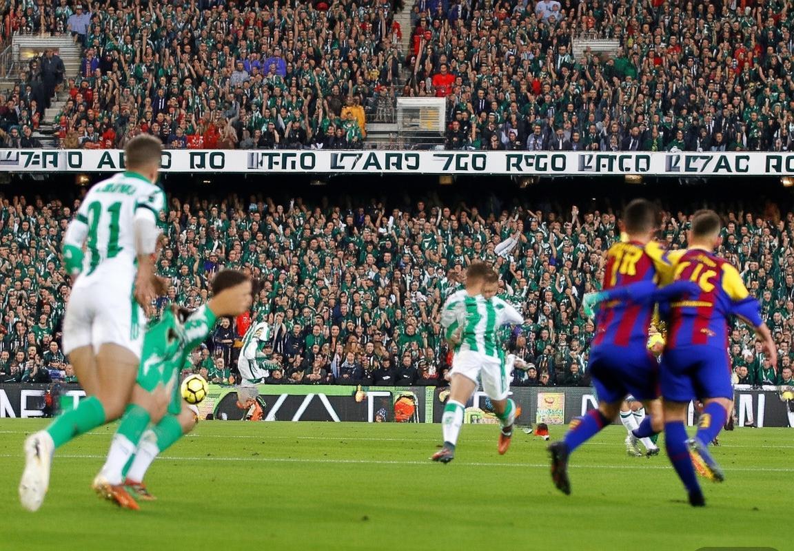 贝蒂斯逆转巴塞罗那：战术对决与比赛转折解析(图1)